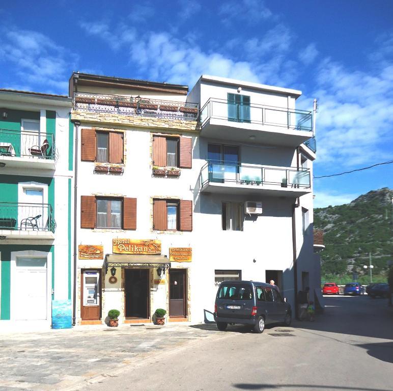 Hotel Pelikan Virpazar Exterior photo